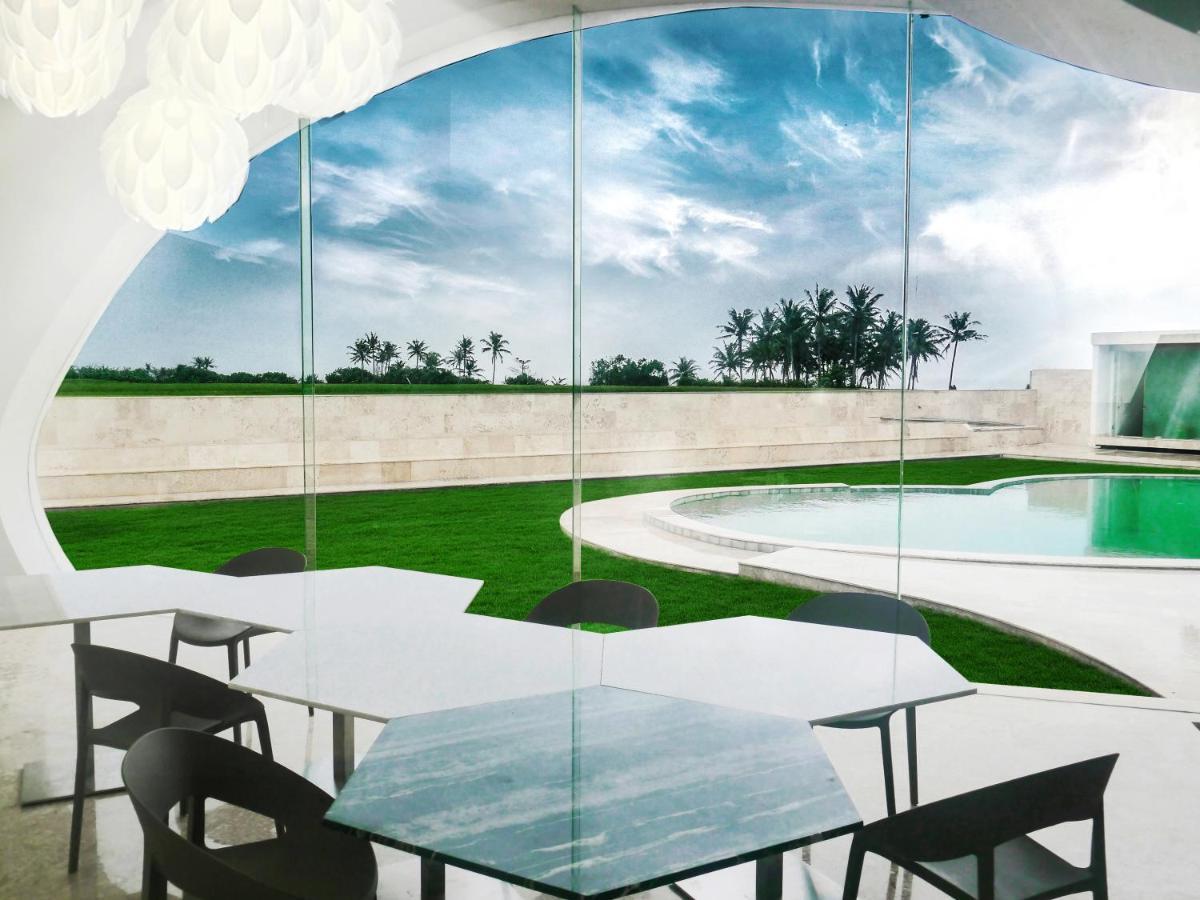 The Cloud Beachfront Villa Tabanan Luaran gambar